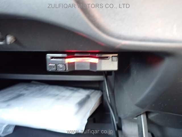 NISSAN NOTE 2020 Image 8