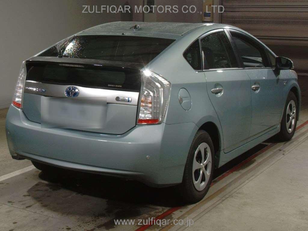 TOYOTA PRIUS PHV 2012 Image 2