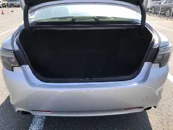 TOYOTA MARK X 2017 Image 8