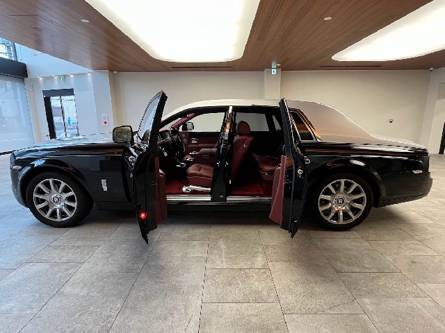 ROLLS ROYCE PHANTOM 2015 Image 30