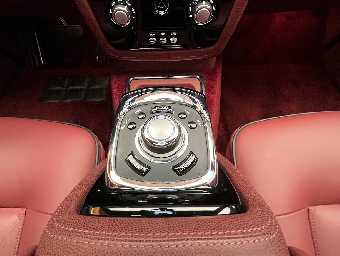 ROLLS ROYCE PHANTOM 2015 Image 27