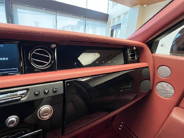 ROLLS ROYCE PHANTOM 2015 Image 46