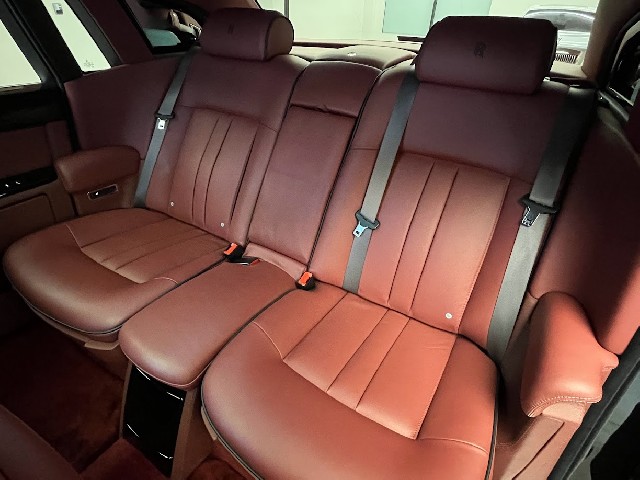 ROLLS ROYCE PHANTOM 2015 Image 57