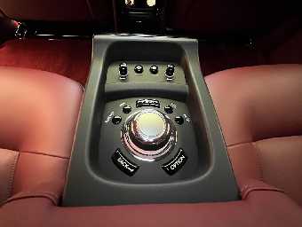 ROLLS ROYCE PHANTOM 2015 Image 54