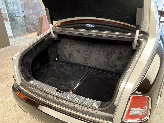 ROLLS ROYCE PHANTOM 2015 Image 67