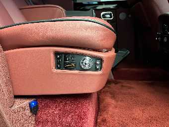 ROLLS ROYCE PHANTOM 2015 Image 64