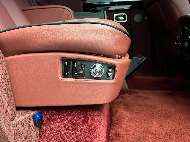 ROLLS ROYCE PHANTOM 2015 Image 70