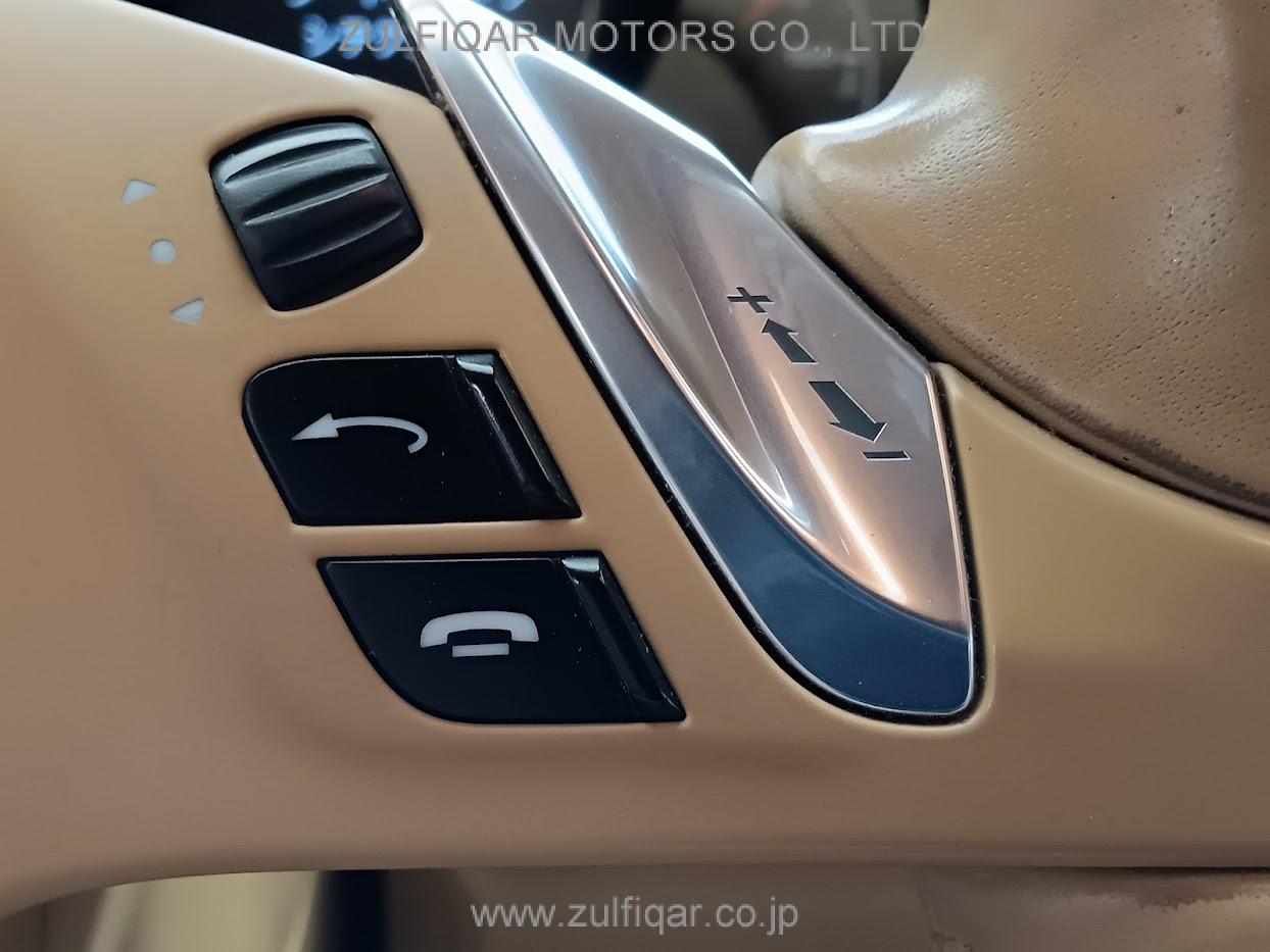 PORSCHE CAYENNE 2010 Image 63