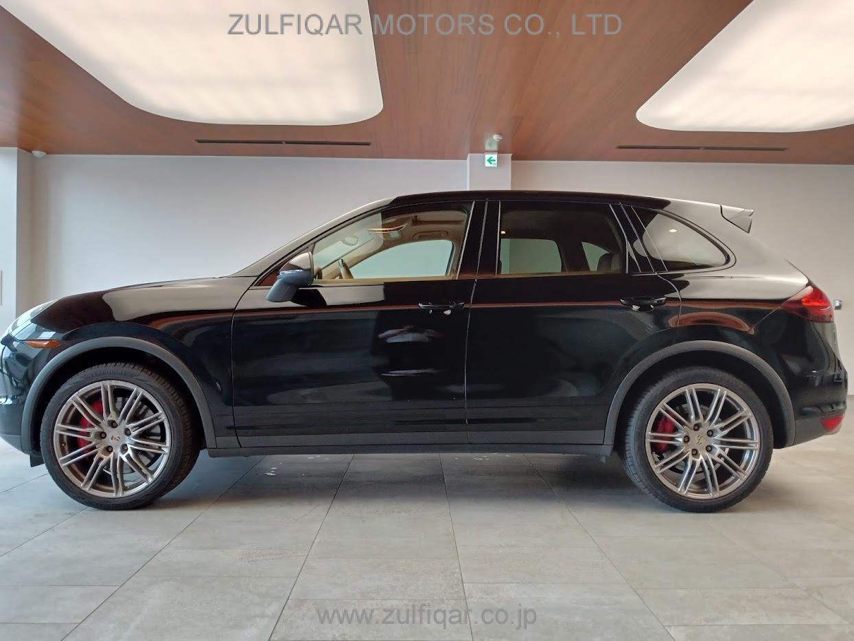 PORSCHE CAYENNE 2010 Image 9