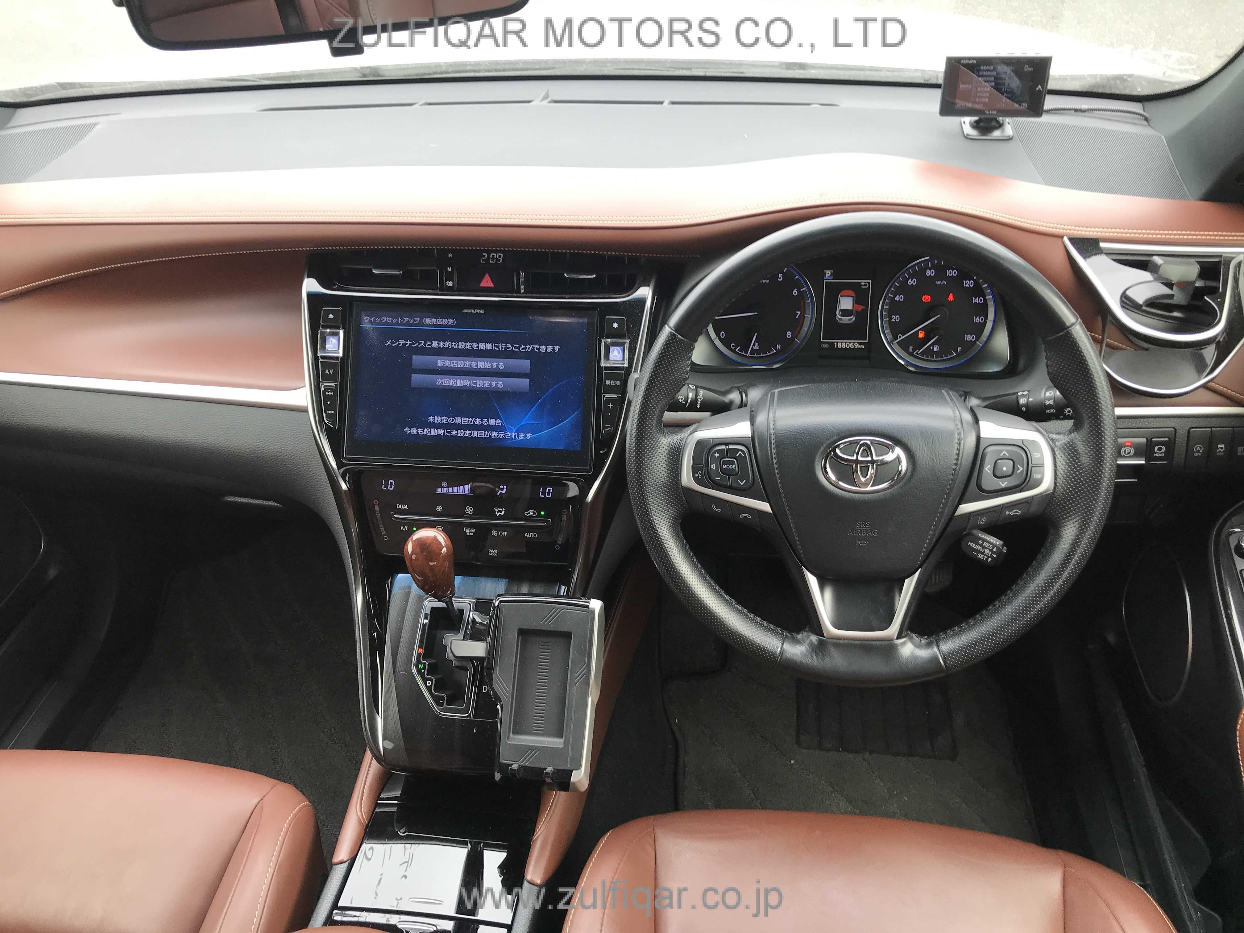 TOYOTA HARRIER 2018 Image 10