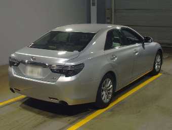 TOYOTA MARK X 2017 Image 2