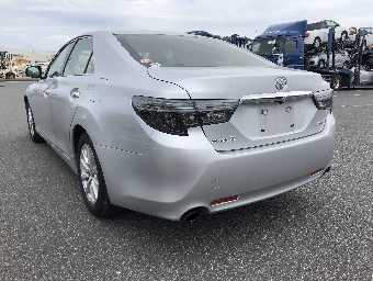 TOYOTA MARK X 2017 Image 16