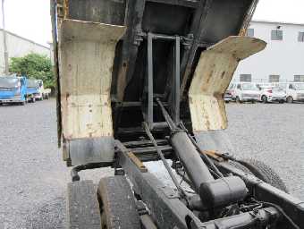 ISUZU ELF DUMP TRUCK 2001 Image 12