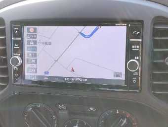 NISSAN JUKE 2018 Image 5