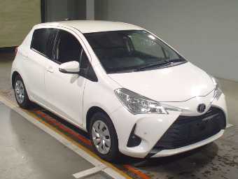 TOYOTA VITZ 2018 Image 3