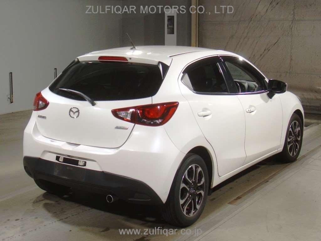 MAZDA DEMIO 2015 Image 2