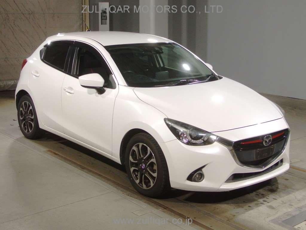 MAZDA DEMIO 2015 Image 3