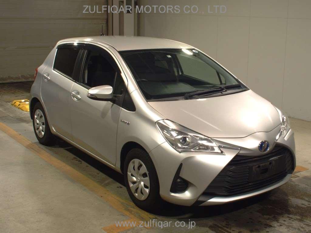 TOYOTA VITZ 2018 Image 3