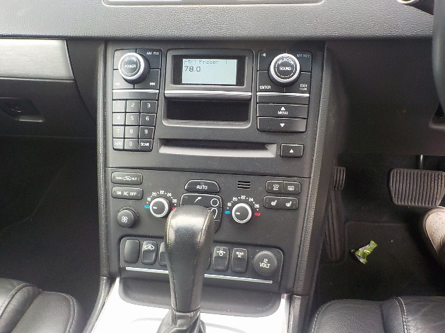 VOLVO XC90 2015 Image 21