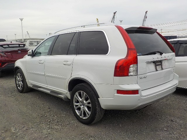 VOLVO XC90 2015 Image 30