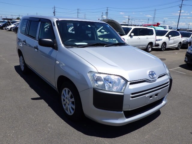 TOYOTA PROBOX 2018 Image 19