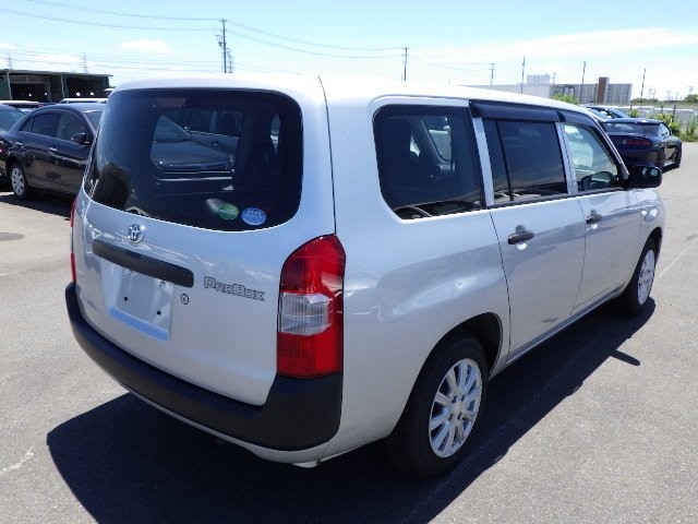 TOYOTA PROBOX 2018 Image 20