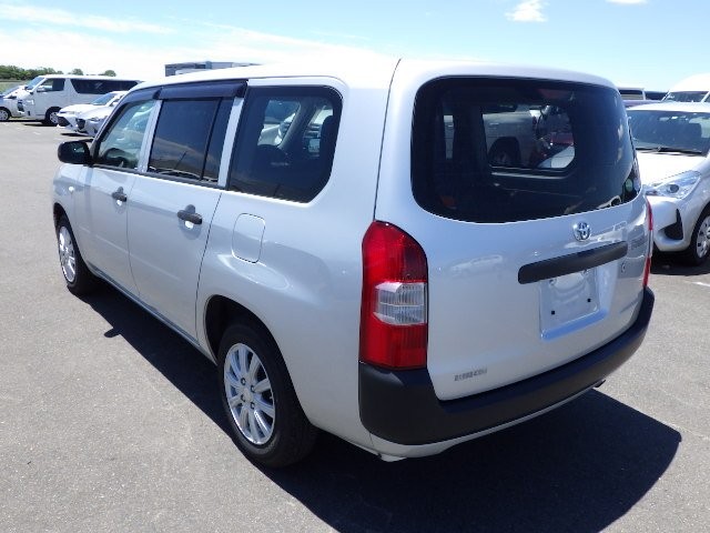 TOYOTA PROBOX 2018 Image 21