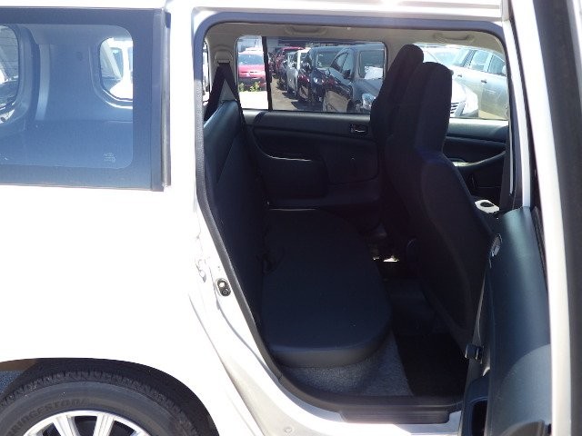 TOYOTA PROBOX 2018 Image 28