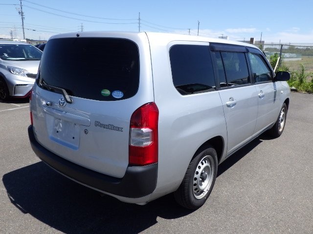 TOYOTA PROBOX 2018 Image 20