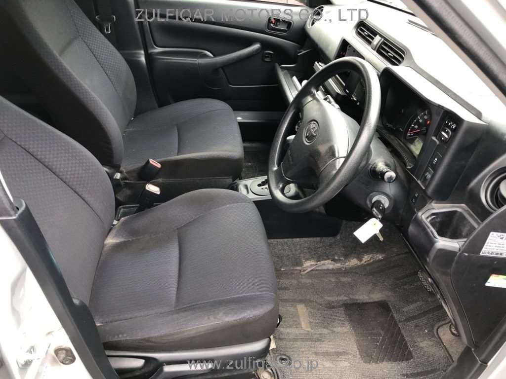 TOYOTA PROBOX 2018 Image 5
