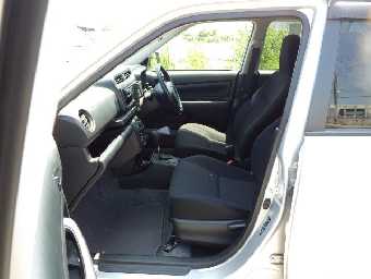 TOYOTA SUCCEED 2018 Image 13