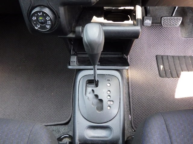 TOYOTA SUCCEED 2018 Image 30