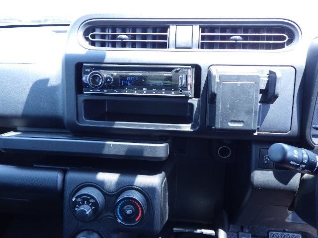 TOYOTA SUCCEED 2018 Image 31