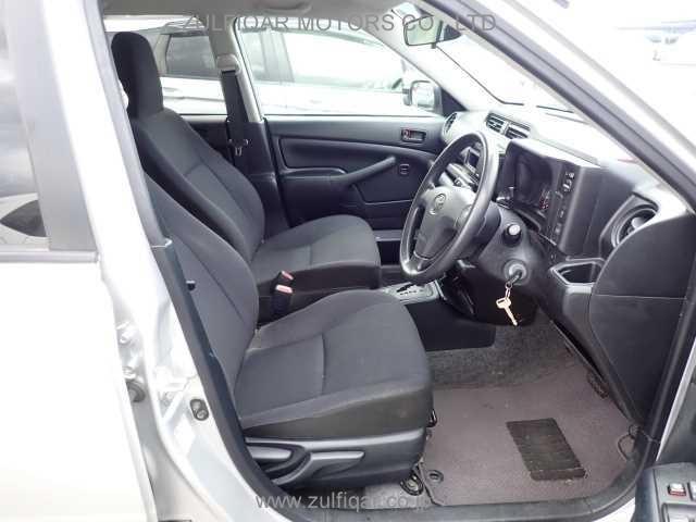 TOYOTA SUCCEED 2018 Image 5