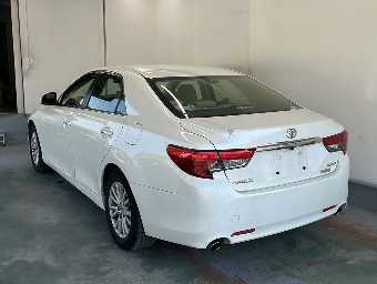 TOYOTA MARK X 2012 Image 2