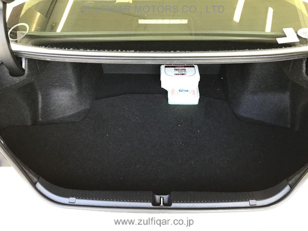 TOYOTA MARK X 2012 Image 7