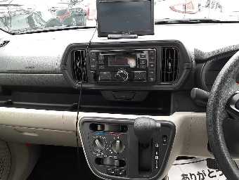 TOYOTA PASSO 2018 Image 10