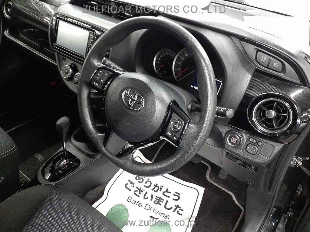 TOYOTA VITZ 2018 Image 7