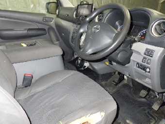 NISSAN NV350 CARAVAN 2018 Image 3