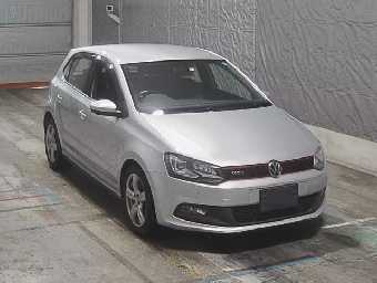 VOLKSWAGEN POLO 2012 Image 6