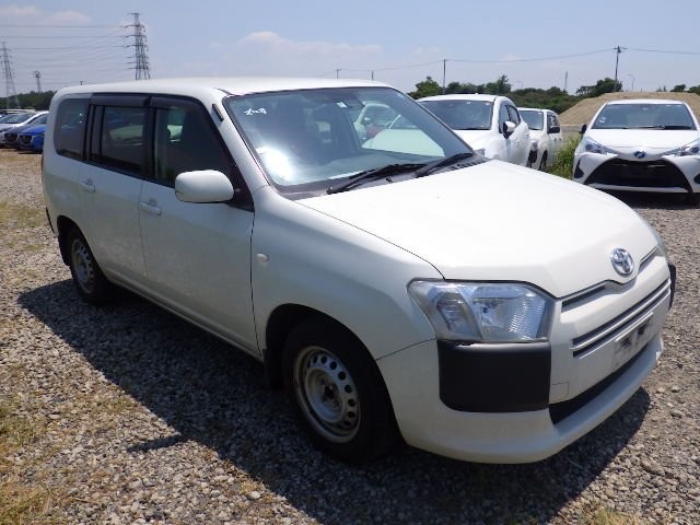 TOYOTA PROBOX 2018 Image 33