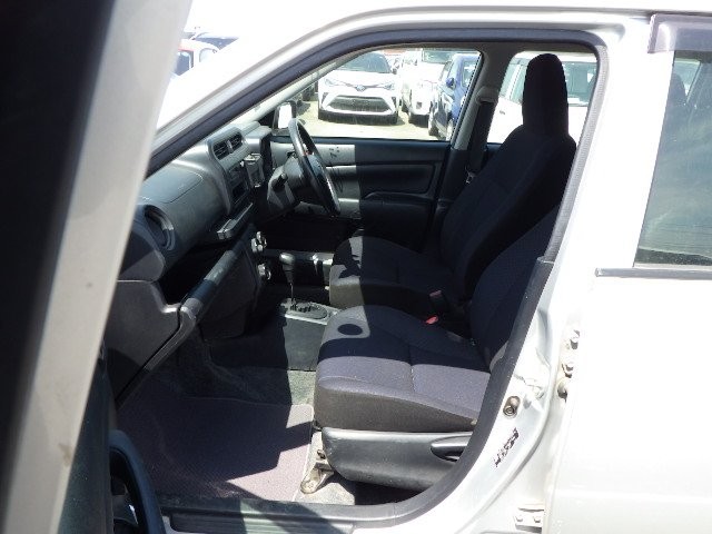 TOYOTA PROBOX 2018 Image 21