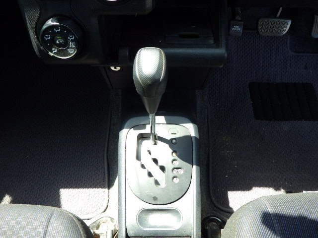 TOYOTA PROBOX 2018 Image 30