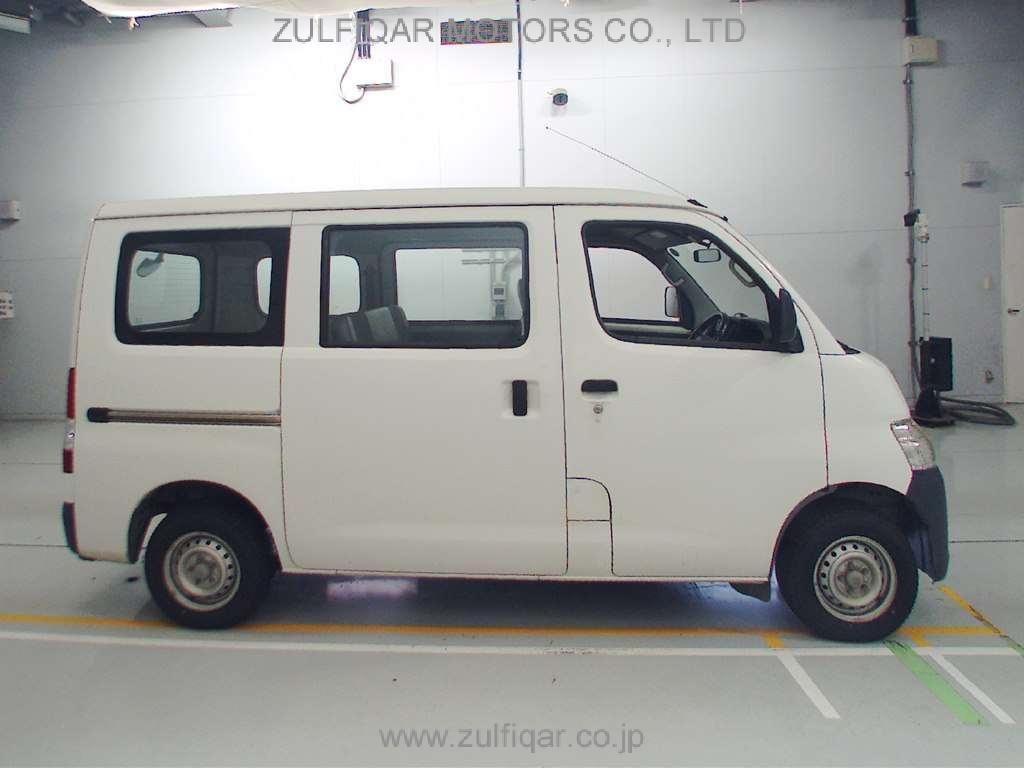 TOYOTA LITEACE 2017 Image 3