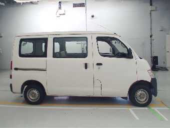 TOYOTA LITEACE 2017 Image 3