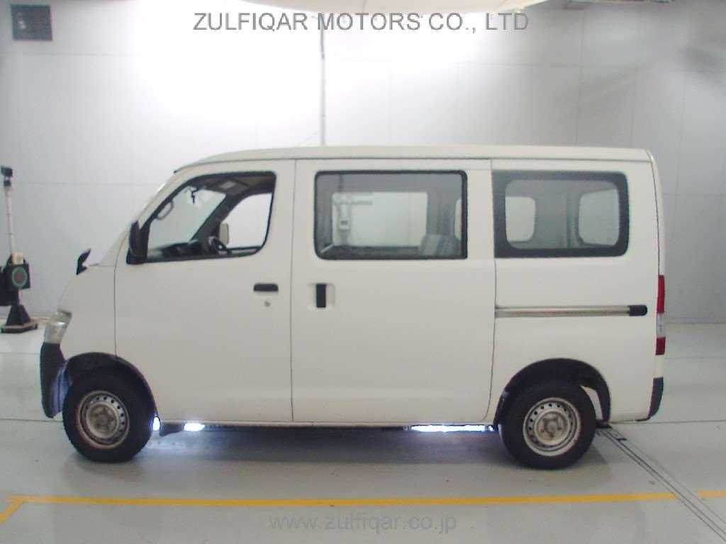 TOYOTA LITEACE 2017 Image 4
