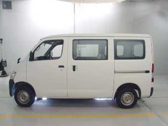 TOYOTA LITEACE 2017 Image 4