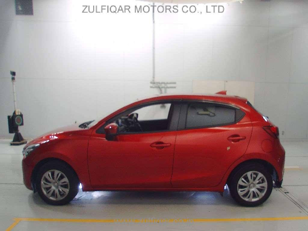 MAZDA DEMIO 2017 Image 4