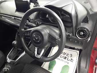 MAZDA DEMIO 2017 Image 7