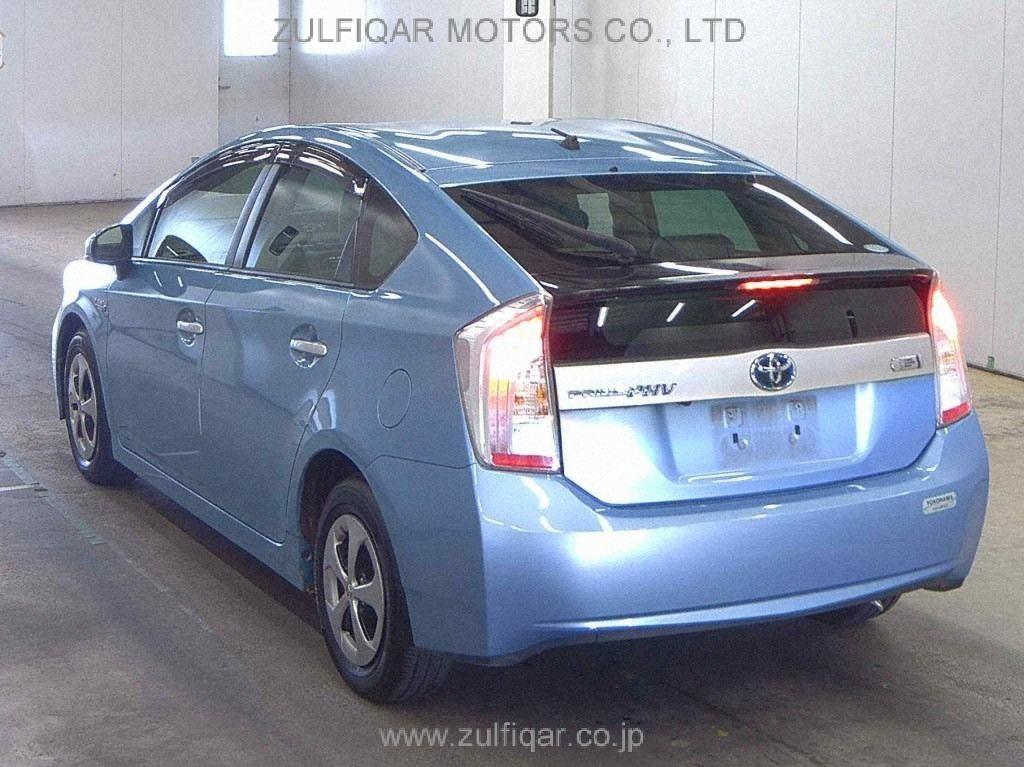 TOYOTA PRIUS PHV 2012 Image 2